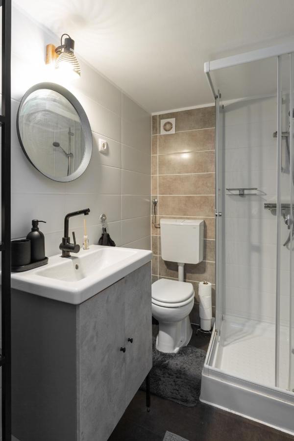 D63 Dohany Apartment Boedapest Buitenkant foto