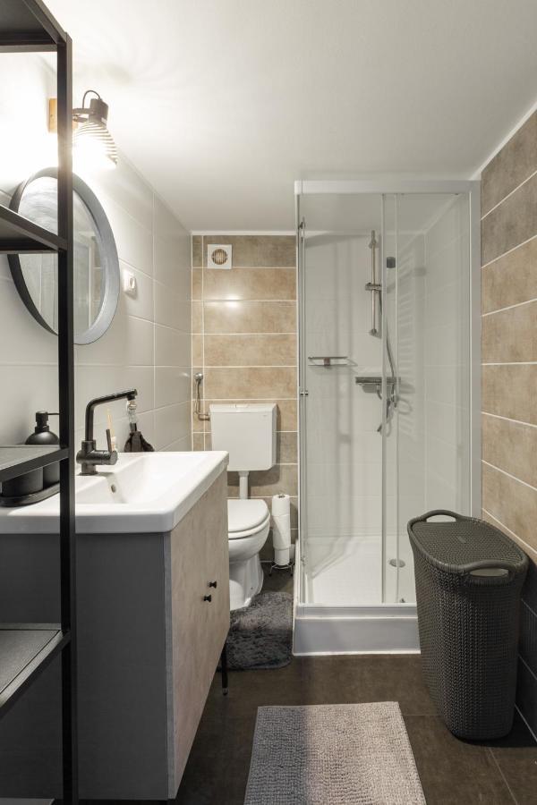 D63 Dohany Apartment Boedapest Buitenkant foto